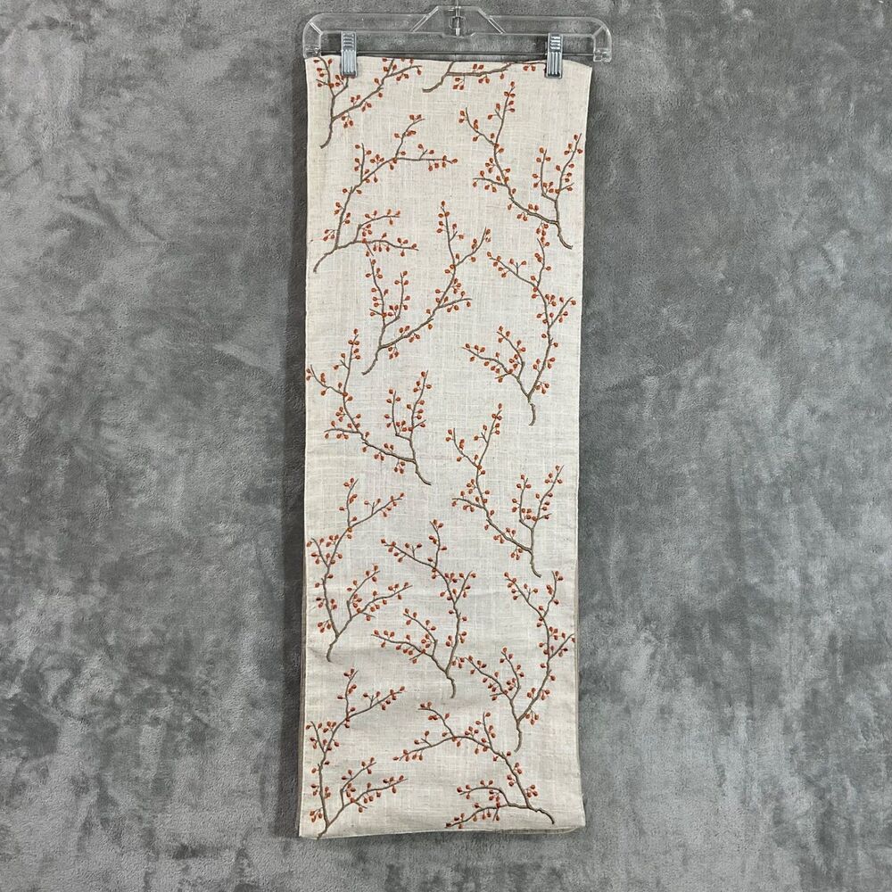 Table  Runner Fall spring Berries Embroidered Cotton/ linen? 13x 70” Festive